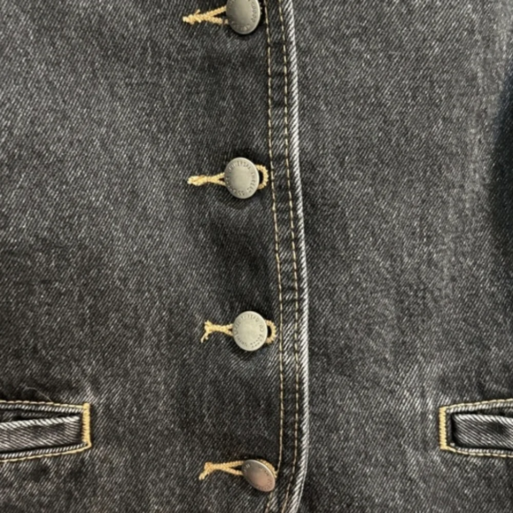 Universal Thread Charcoal Denim Vest - Picture 3 of 6